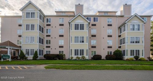 308-3 Village Circle, Stroudsburg, PA, 18360 | Card Image