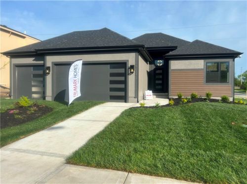 4316 Se Adams Dr, Blue Springs, MO, 64014-5596 | Card Image