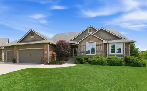 13905 W Taylor Cir, Wichita, KS, 67235-8087 | Card Image