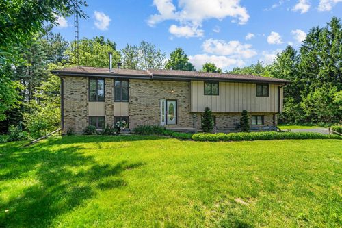5748 S Skare Rd, Rochelle, IL, 61068-9205 | Card Image
