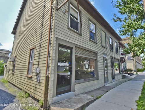 21 N 6th Street, Stroudsburg, PA, 18360 | Card Image