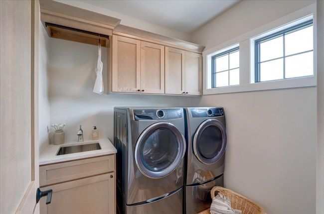 3314 Colton Way, Home with 5 bedrooms, 4 bathrooms and null parking in Sun Prairie WI | Image 26