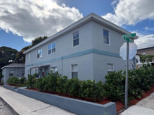 1913 Division Ave, West Palm Beach, FL, 33407-6462 | Card Image