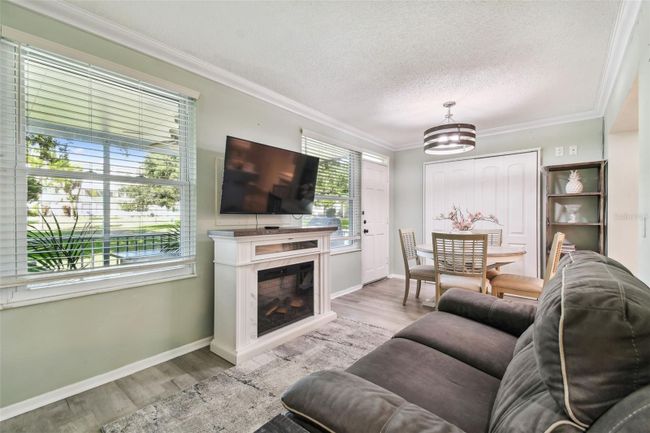 16 - 2450 Canadian Way, Condo with 2 bedrooms, 2 bathrooms and null parking in Clearwater FL | Image 8