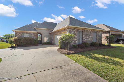 301 Ridge Pointe Drive, Brandon, MS, 39042 | Card Image