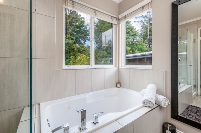 731 Grantham Place, House other with 5 bedrooms, 3 bathrooms and 2 parking in North Vancouver BC | Image 23