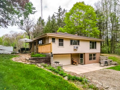 41341 County Road 665, Paw Paw, MI, 49079-8840 | Card Image