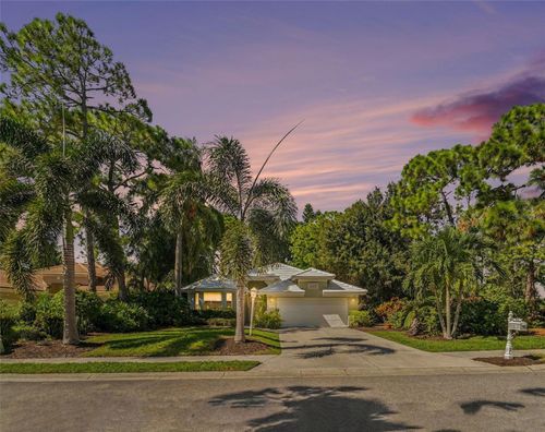 6435 Berkshire Pl, UNIVERSITY PARK, FL, 34201-2223 | Card Image