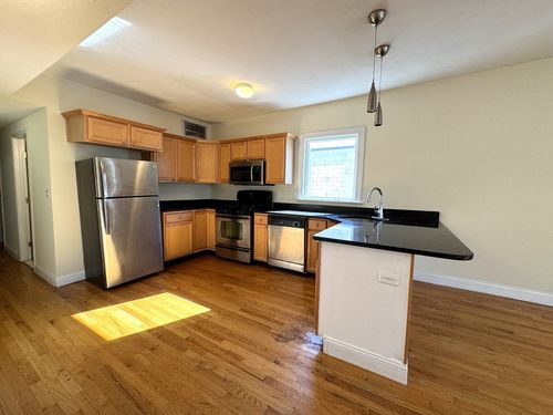 apt-2-11 Brighton St, Boston, MA, 02129-1261 | Card Image