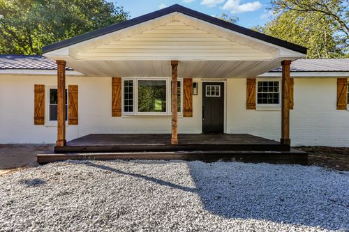 2054 Shelby Dr, Clarksville, TN, 37043-5629 | Card Image