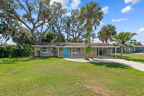 311 Dorchester Dr, VENICE, FL, 34293-7203 | Card Image
