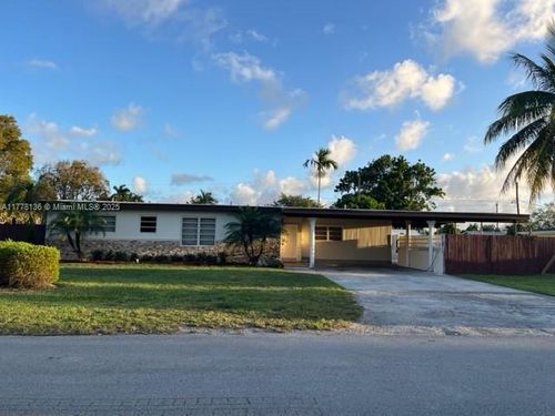 108 Nw 18th St, Homestead, FL, 33030-3217 | Card Image