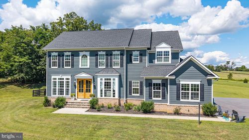 35490 Sunny Ridge Rd, ROUND HILL, VA, 20141-2310 | Card Image