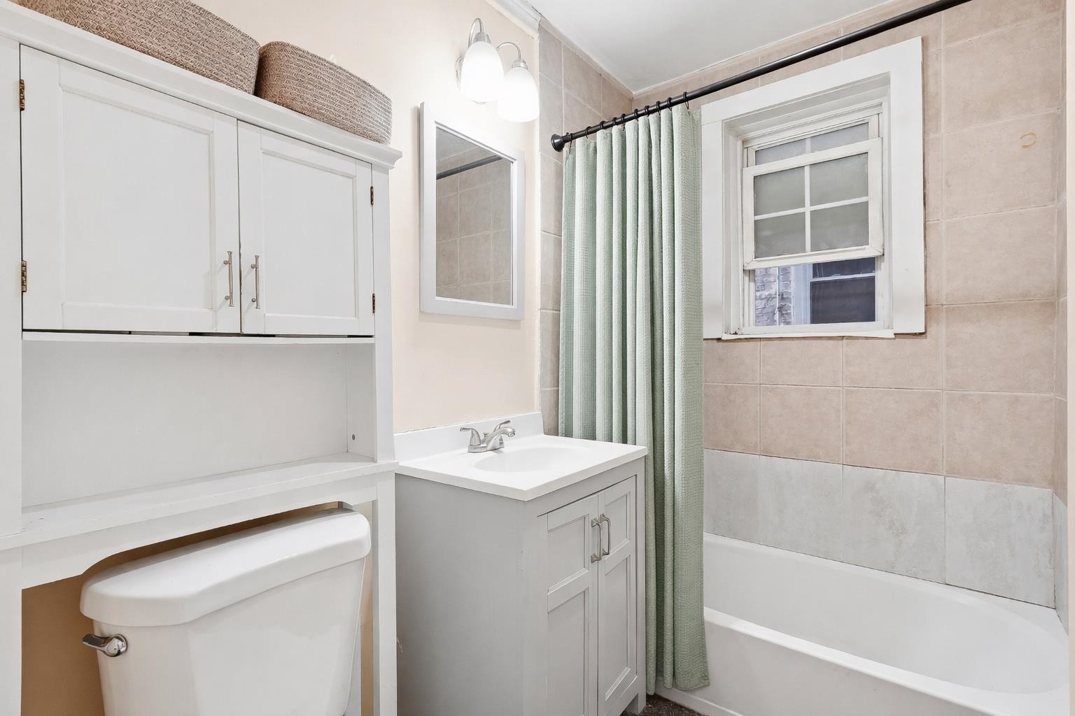 Residential in North Bergen