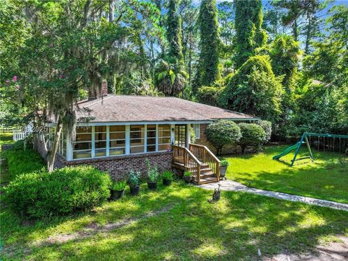 38 Vinel Ln, Bluffton, SC, 29910-7055 | Card Image