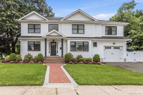 1214 Maple Avenue, Hempstead, NY, 11550 | Card Image