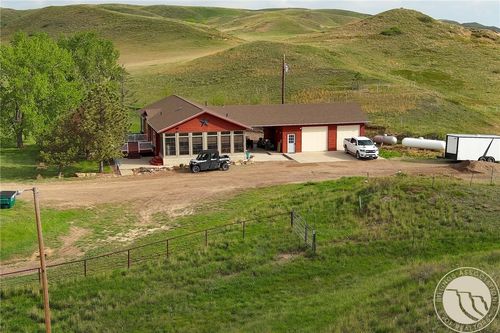 12386 County Road 324a Sidney, Sidney, MT, 59270 | Card Image
