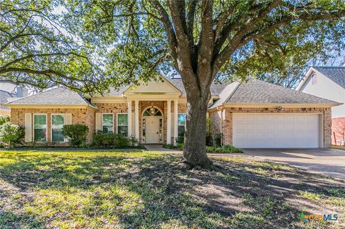 2901 Stratford Dr, Temple, TX, 76502-3090 | Card Image