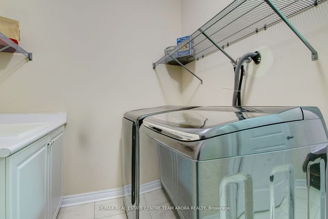 18 Fulmer Rd, House other with 6 bedrooms, 5 bathrooms and 5 parking in Brampton ON | Image 35