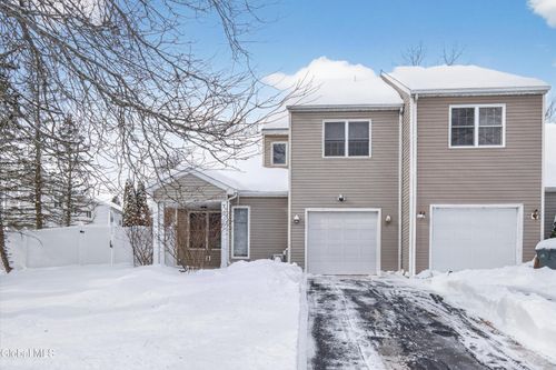 7 Cindy Way, Cohoes, NY, 12047-1855 | Card Image