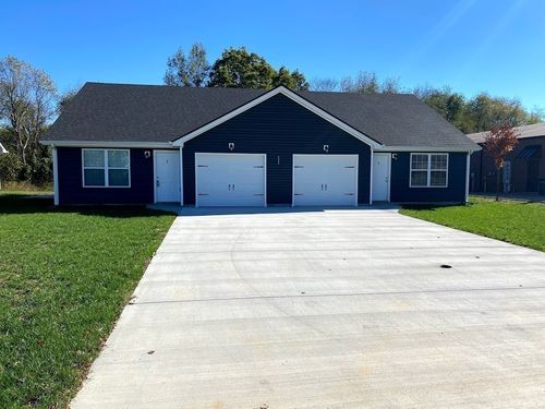 b-579 Heritage Pointe Dr, Clarksville, TN, 37042-0891 | Card Image