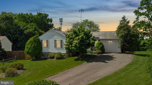 12241 Parkstream Ter, HERNDON, VA, 20170-2511 | Card Image