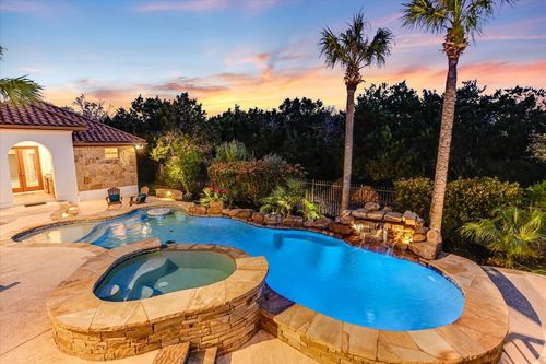 3312 Pearce Rd, Austin, TX, 78730-4325 | Card Image
