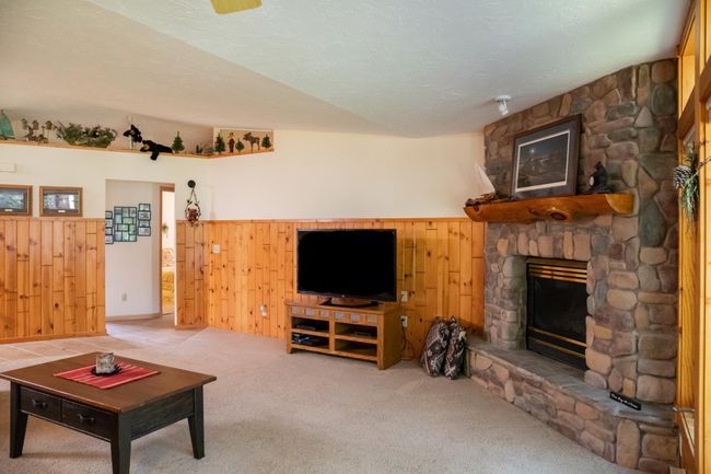 8301 River Rd, House other with 3 bedrooms, 2 bathrooms and null parking in TREGO WI | Image 5