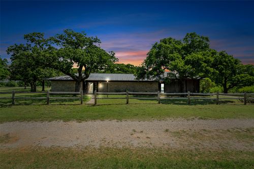 3377 Lodge Creek Rd, Henrietta, TX, 76365-7312 | Card Image