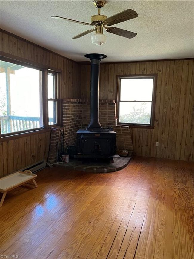 1972 Big Horse Creek Rd, House other with 3 bedrooms, 2 bathrooms and null parking in Lansing NC | Image 30