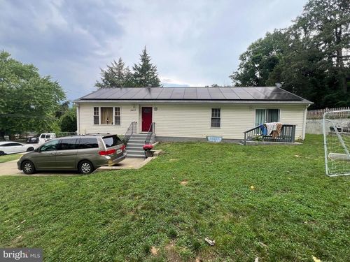 6407 59th Ave, RIVERDALE, MD, 20737-2829 | Card Image