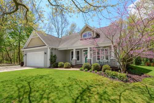 9982 Sea Breeze Ct, Portage, MI, 49002-8251 | Card Image