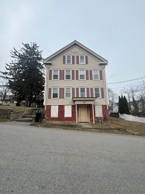 apt-1-40 Church St, Somerset, MA, 02726-5742 | Card Image