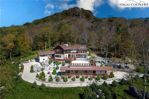 45 Dunvegan Rd, Banner Elk, NC, 28604-7603 | Card Image