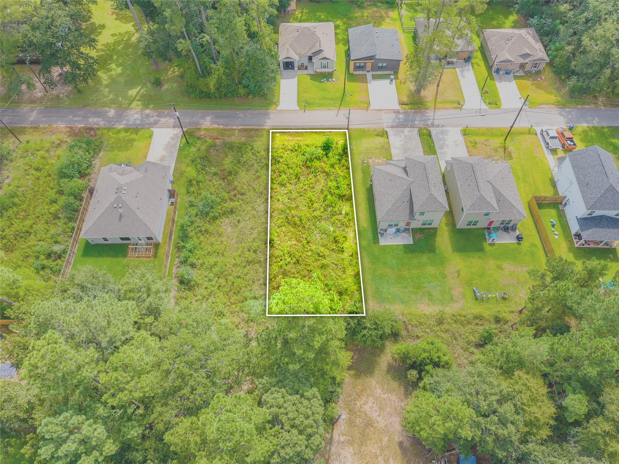 Land in Montgomery 5