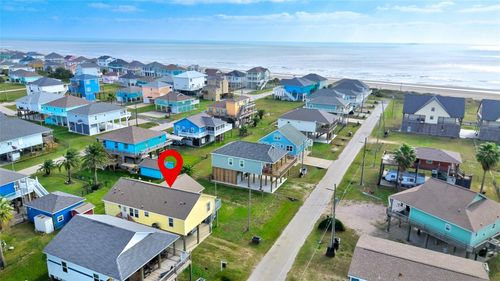 906 Meynig Dr, Crystal Beach, TX, 77650 | Card Image