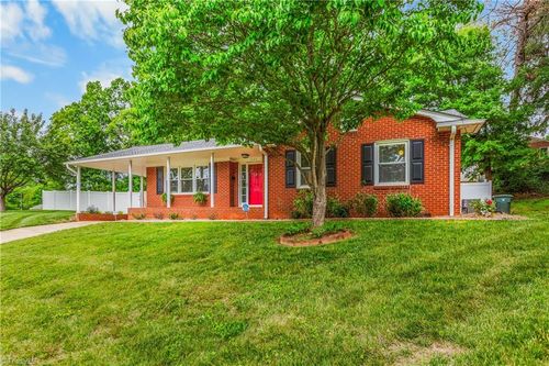 1325 Campus Court, Winston Salem, NC, 27127 | Card Image