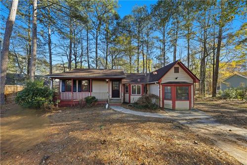 1038 River Bend Ct, Riverdale, GA, 30296-2727 | Card Image