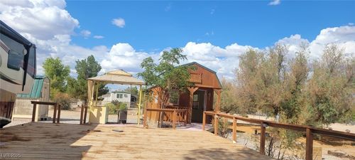 1590 Landmark Ave, Pahrump, NV, 89060-3696 | Card Image