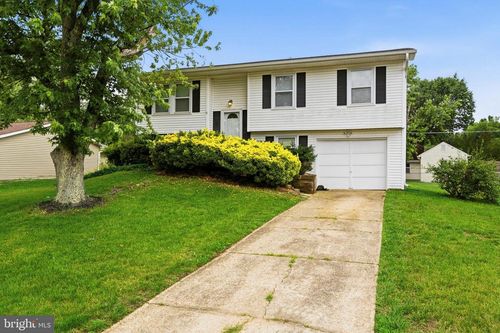 215 Compton Rd, WALDORF, MD, 20602-2961 | Card Image