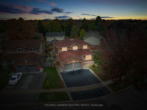 86 Rollo Dr, Ajax, ON, L1S7B7 | Card Image