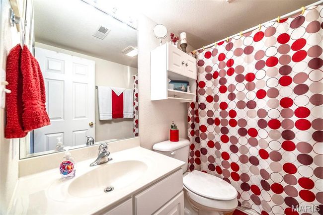 UNIT-3-304 - 40 Lighthouse Rd, Condo with 2 bedrooms, 2 bathrooms and null parking in Lake Ozark MO | Image 12
