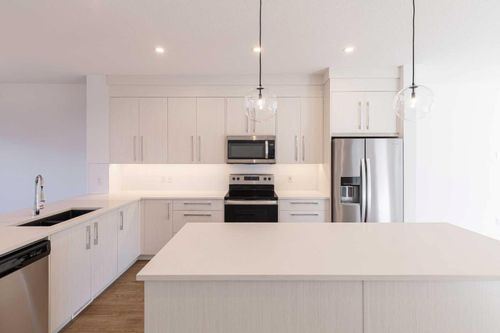 74 Mallard Heath Se, Calgary, AB, T3S0E4 | Card Image