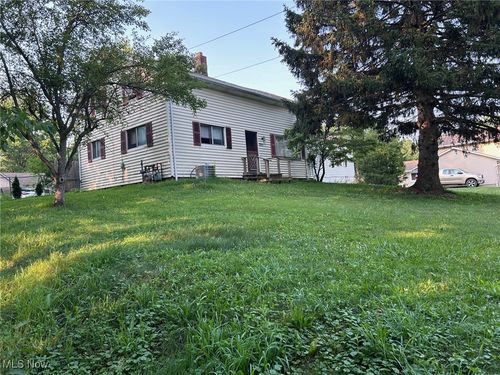 29901 Eddy Rd, Willoughby Hills, OH, 44094-8355 | Card Image