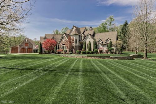 425 Woodside Ave, Jefferson, OH, 44047-1255 | Card Image