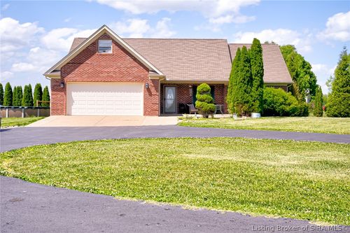 6717 Georgetown Greenville Rd, Greenville, IN, 47124-9658 | Card Image