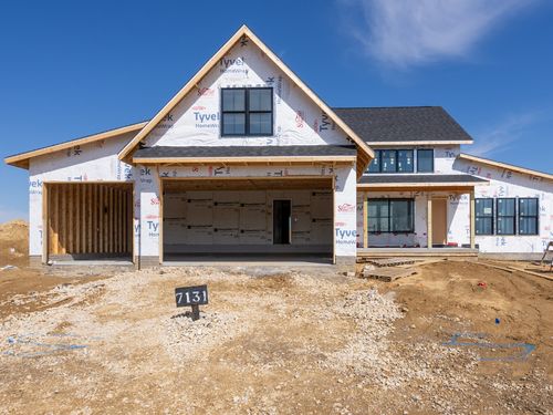 7131 Blackhawk St, Davenport, IA, 52801 | Card Image