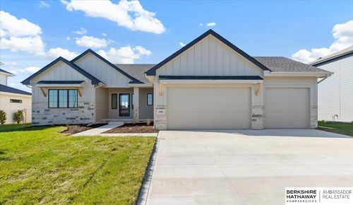 11002 N 171st St, Bennington, NE, 68007-5056 | Card Image