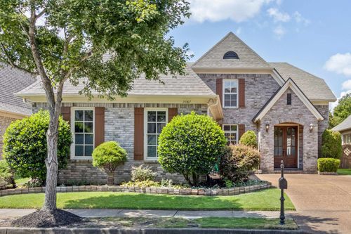 2087 Standing Rock Ave, Collierville, TN, 38017-7909 | Card Image