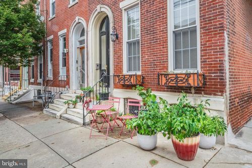 801 N 26th St, PHILADELPHIA, PA, 19130-1803 | Card Image